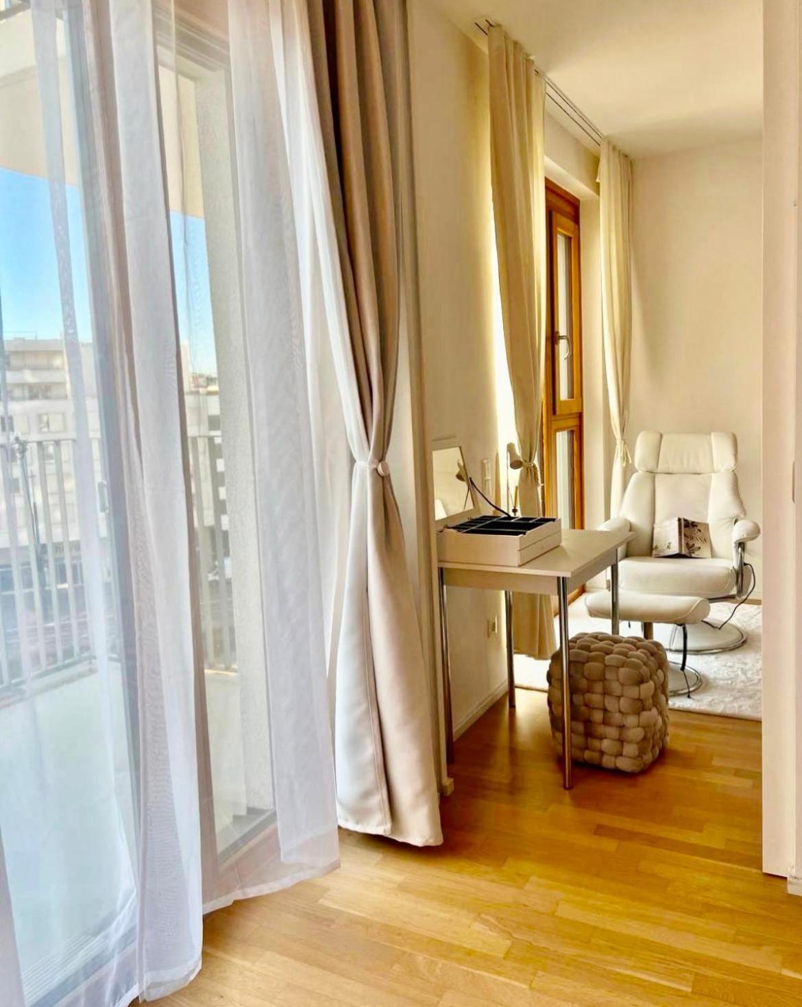 Apartment White Luxury